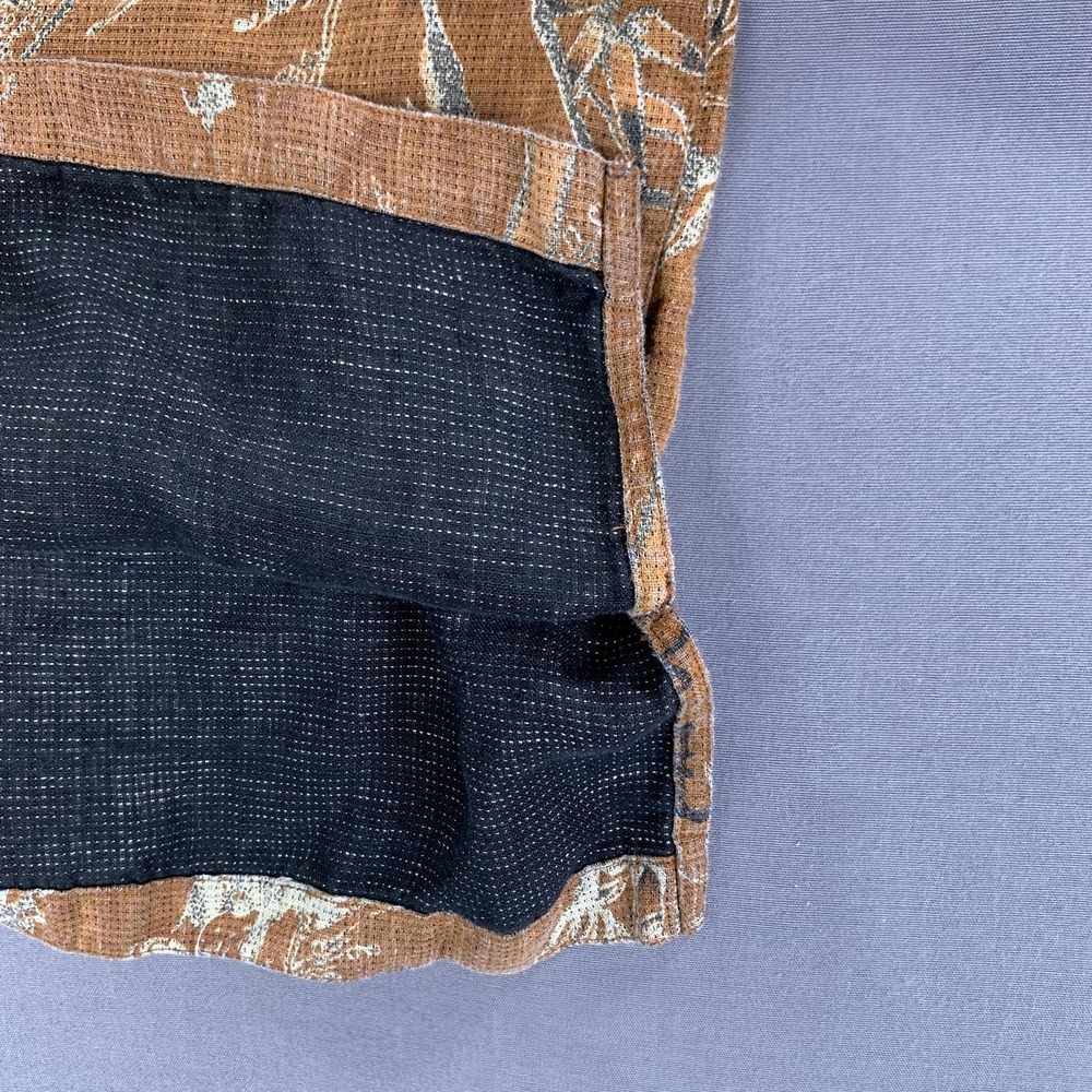 Chicos Design Shirt Womens Sz 3 / XXL Brown Linen Asian Print Button Front Top - Picture 5 of 13